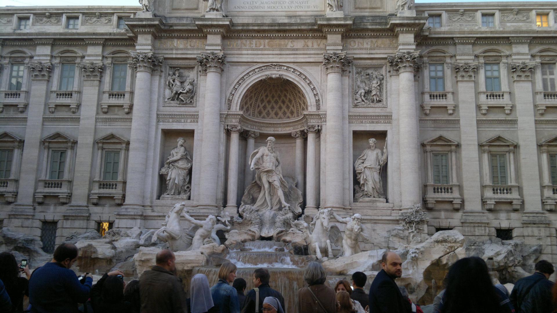 Fontana di Trevi, em Roma - Itália