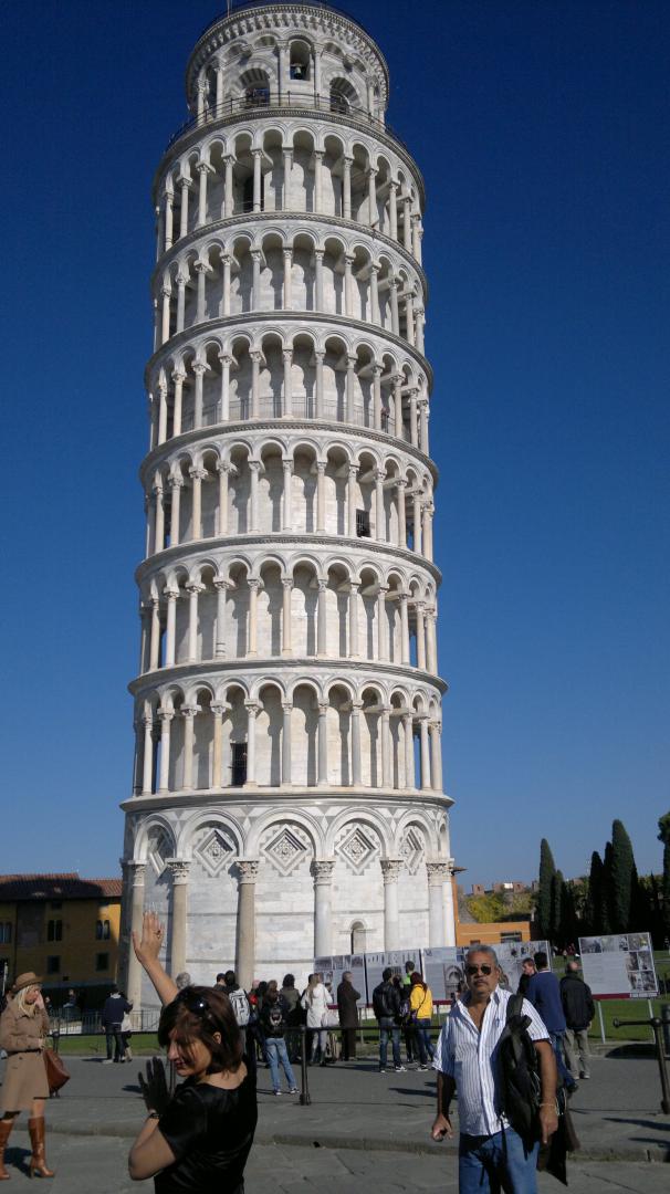 Torre inclinada em Pisa - Itália 2